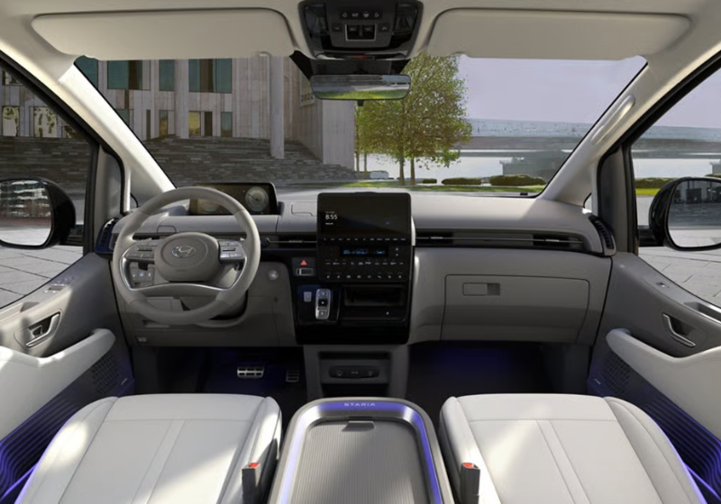 Hyundai STARIA